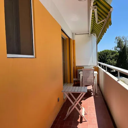 Climatise Avec Terrasse - Centre - Fr-1-308-201 Lejlighed *